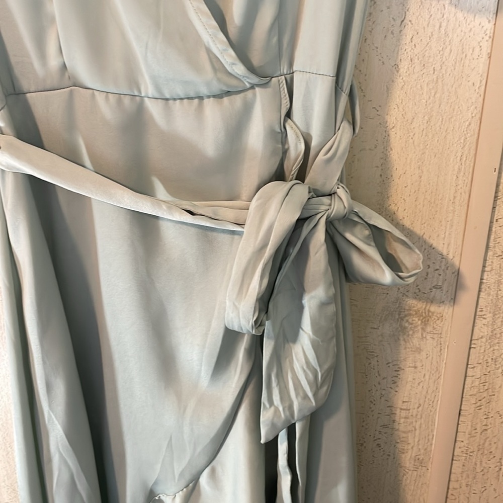 Silky Sage Midi Dress - Picture 3 of 7